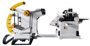 产品图（侧面/运行状态） “Heavy plate decoiler straightener feeder in operation processing 6mm thick hot-rolled steel coil”
